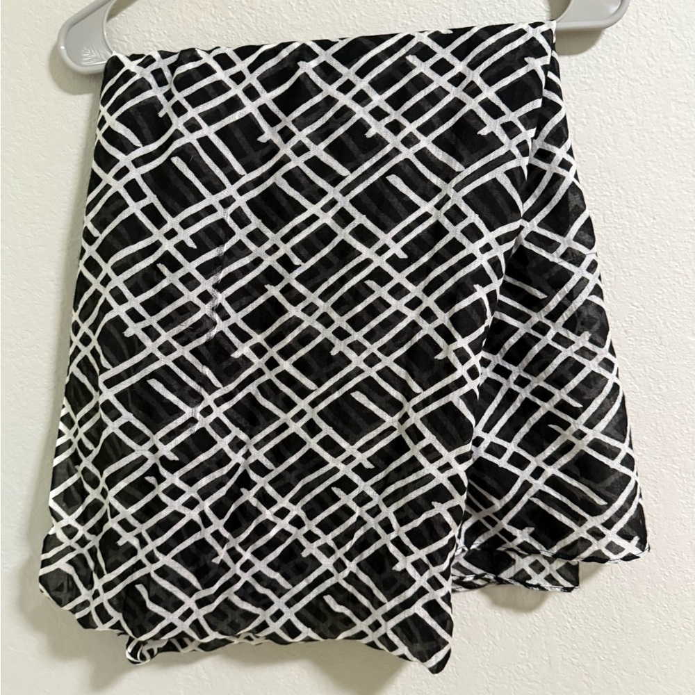 Black White Sheer Geometric Print Scarf Lightweight Wrap Shawl